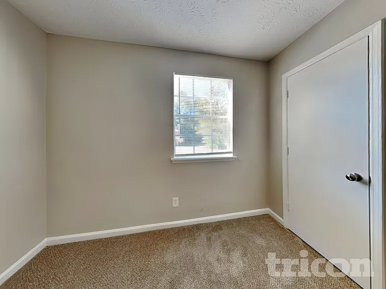 2755 Wildflower Ln — Photo 8