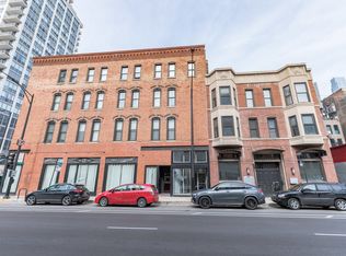 166 W Grand Ave APT 3B, Chicago, IL 60654