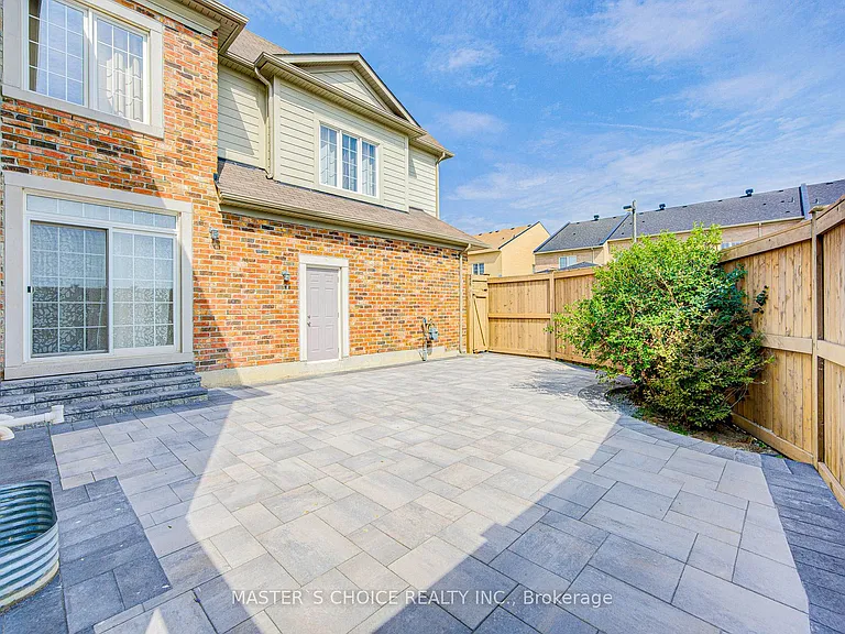 171 Staglin Ct — Photo 33