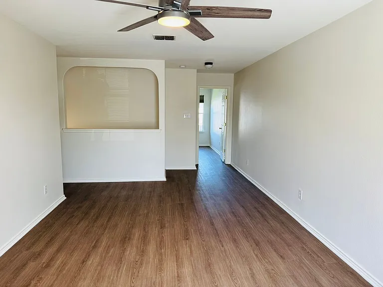 8943 Walnut Spgs — Photo 9