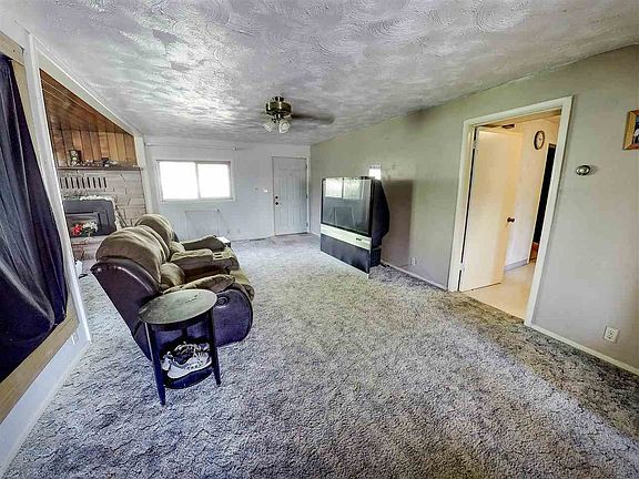 3rd image of 4515 E 29th Ave