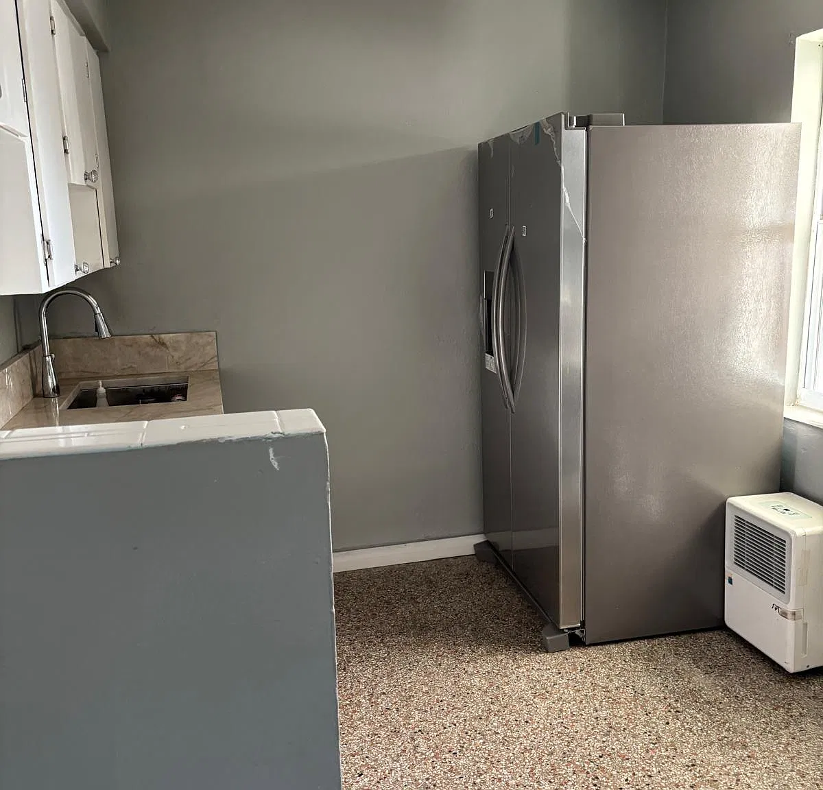 3 bed, 1.5 bath, 1100 sqft, $1,600 — Photo 2