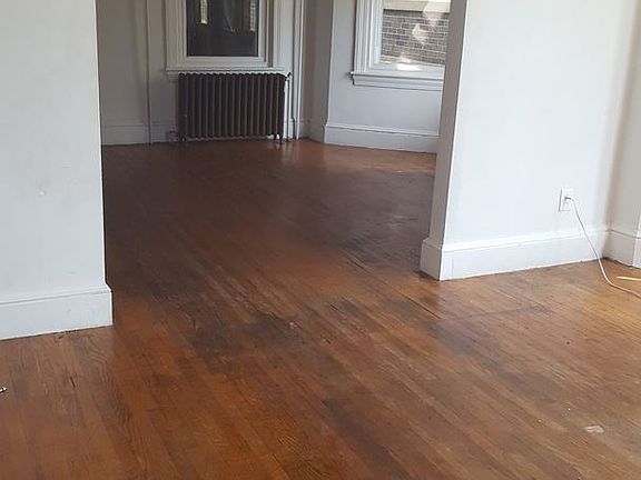 2nd image of 105 N 5th Ave