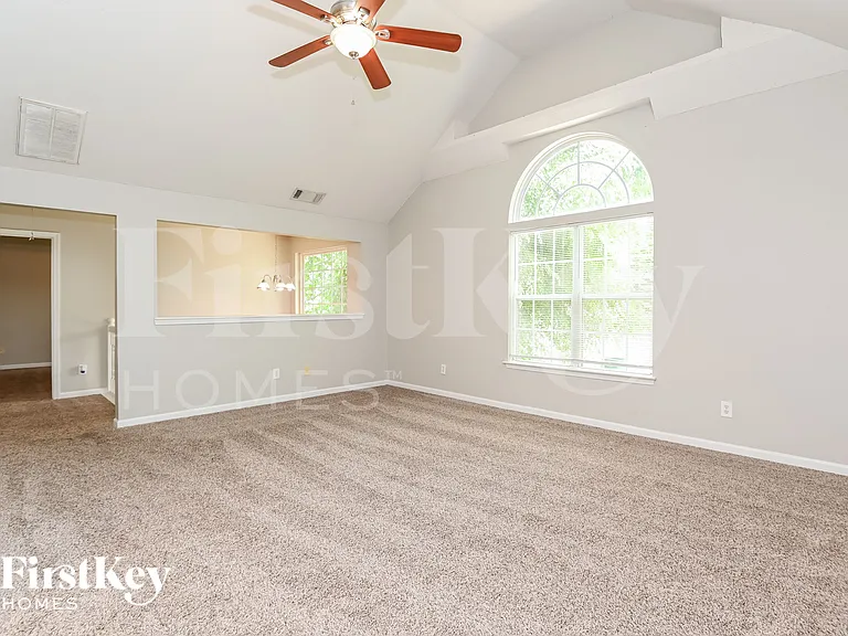 402 Legend Creek Point — Photo 5