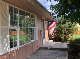 8406 NE Lewis Dr, Vancouver, WA