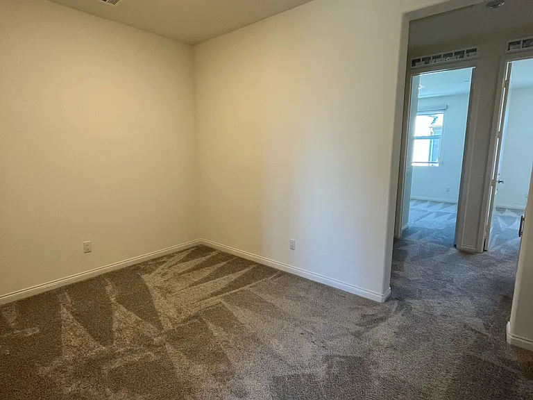 54 Harmony Dr — Photo 21