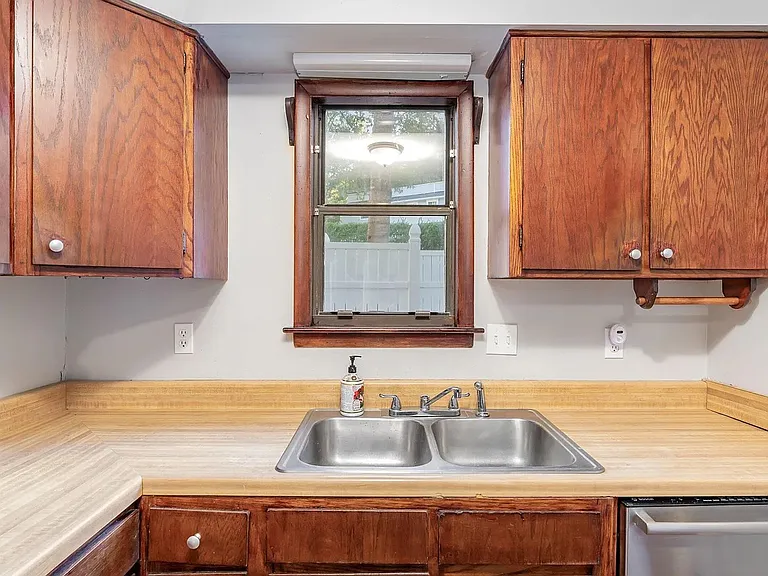 7320 Sandy Creek Dr — Photo 30