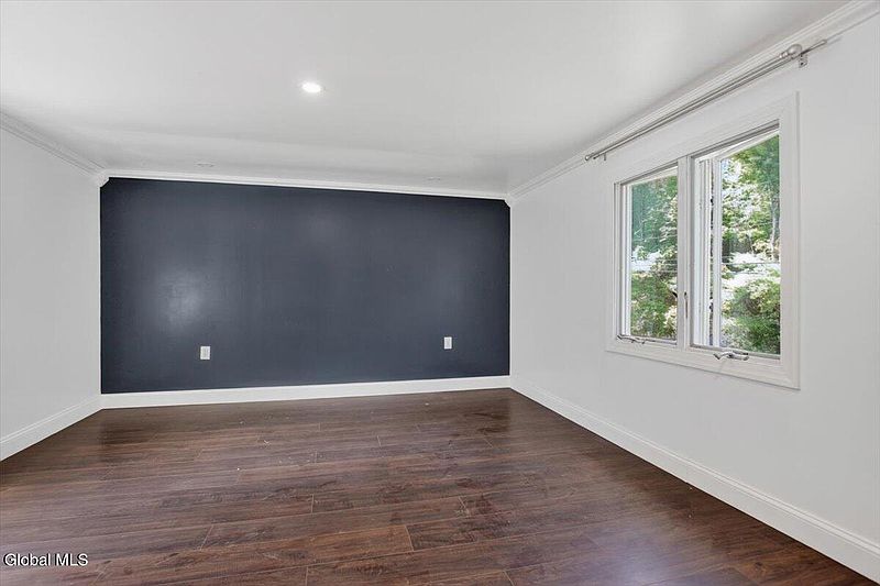 26th image of 1106 Whiteside Road