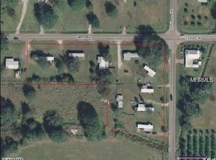 2907 S Wiggins Rd, Plant City, FL 33566