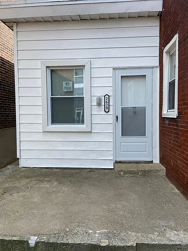 2629 Emerald St Photo 1