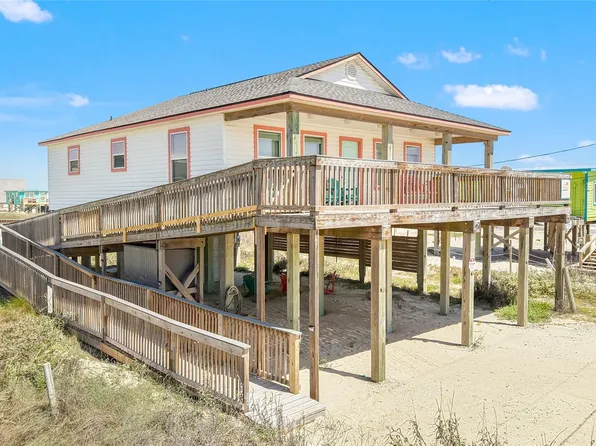 114 Coral Ct, Surfside Beach, TX 77541