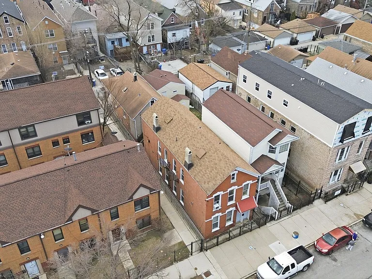 2125 W 18th Pl #1F — Photo 12