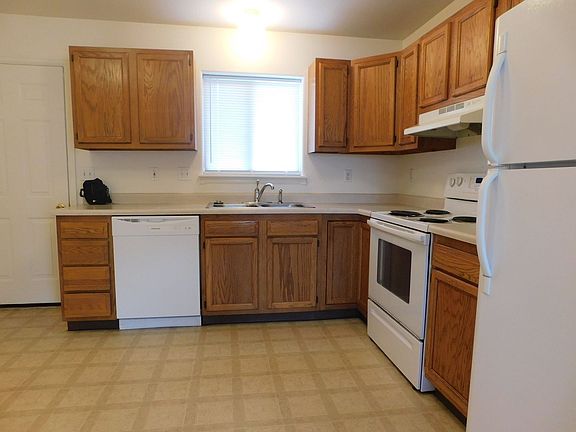 3rd image of 433 Pendleton St APT 1