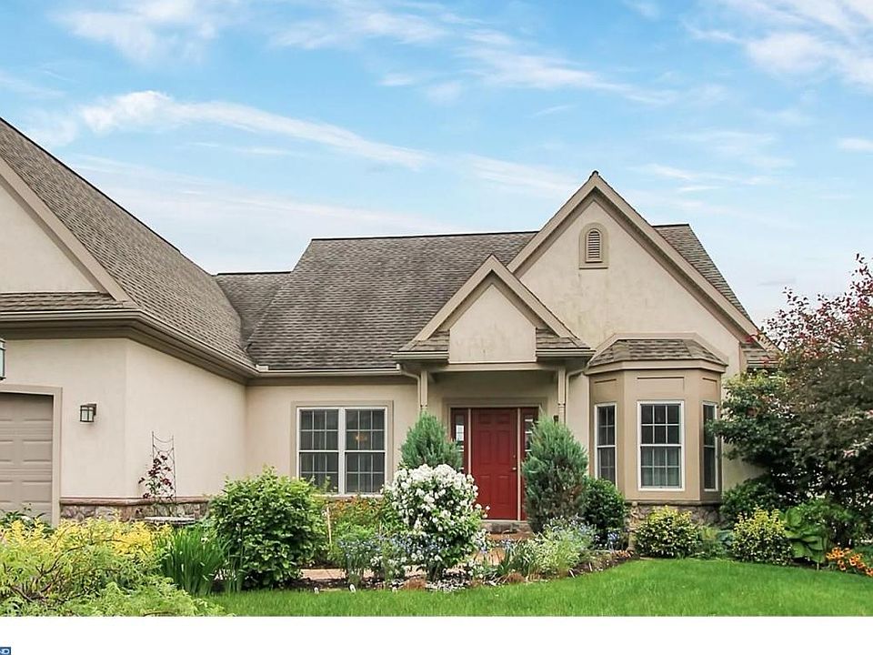 1st image of 34 Winterberry Ln