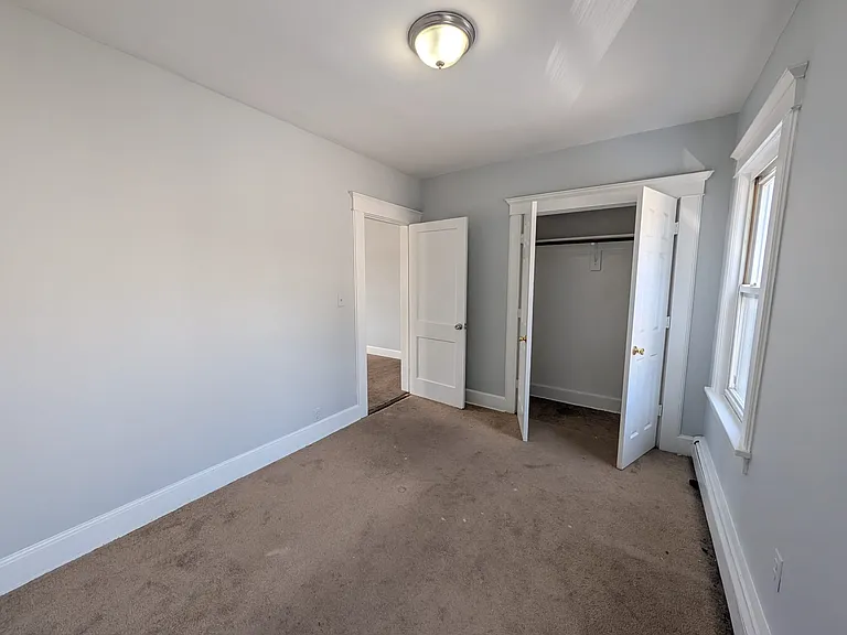 21-23 Bloomfield Ave — Photo 11