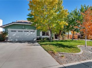 9037 Berkeley Ave, Hesperia, CA 92344