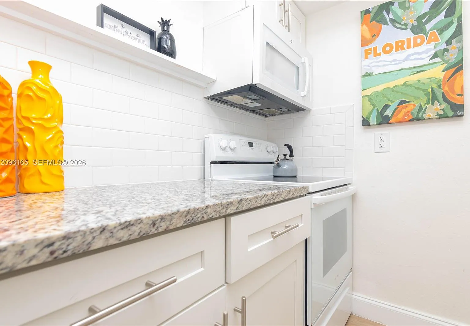 Norfolk Gardens Amd Plat — Photo 3