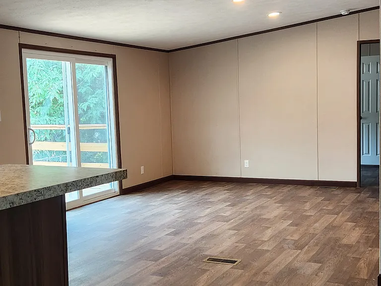 6608 Eland St — Photo 5