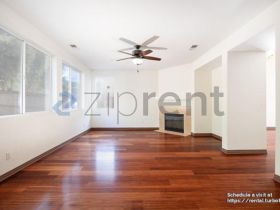 3rd image of 740 Kirkwall Dr