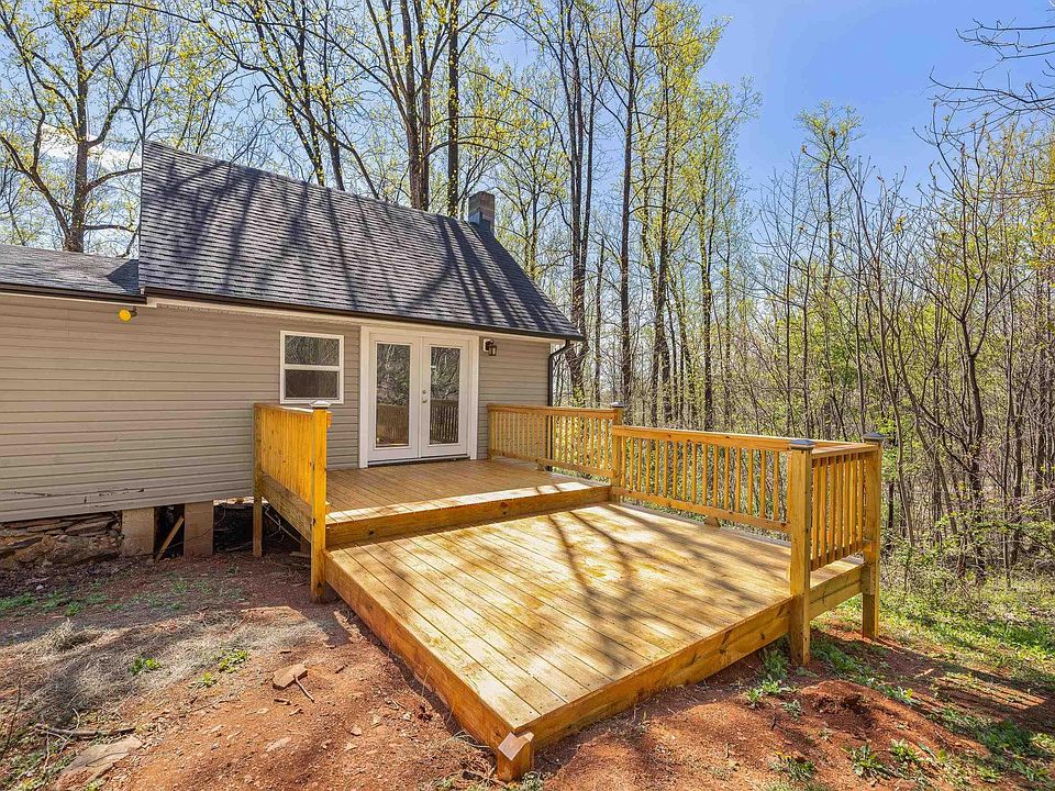31st image of 1112 Red Bird Dr