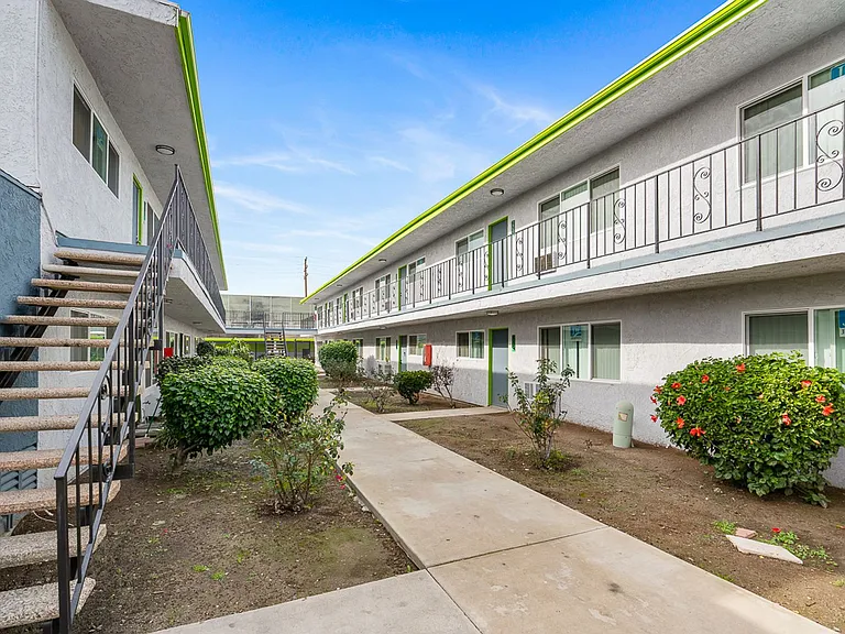Ackerfield Apartments — Photo 60