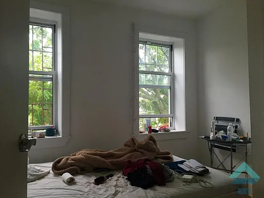Rented by EXR | media 36