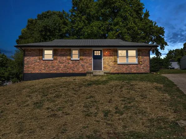 605 Maple Ct, Mount Sterling, KY 40353