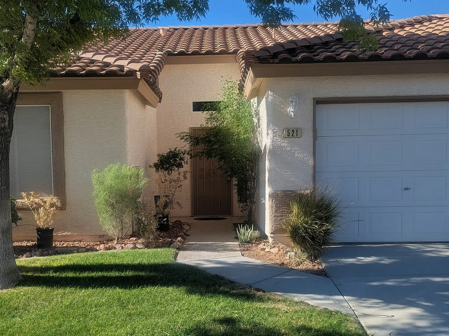 2 bed, 1251 sqft, $1,400 — Photo 2