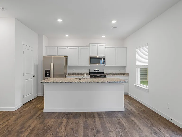 2265 Chelle Dr NE — Photo 10