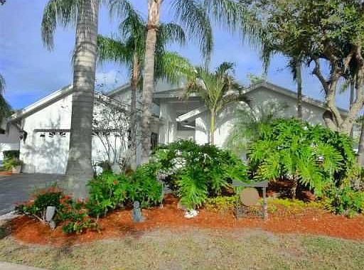 1st image of 5836 SW 89th Ln