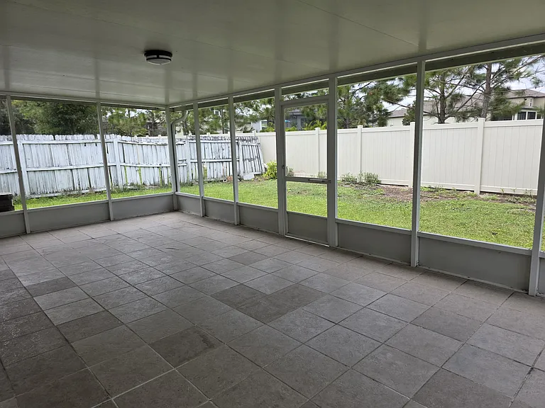 30203 Rattana Ct — Photo 19