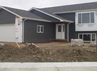 803 Running W Ct, Gillette, WY 82718