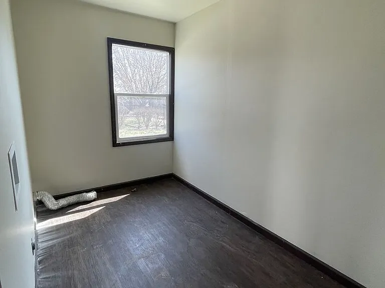 500 Frankford Rd — Photo 11