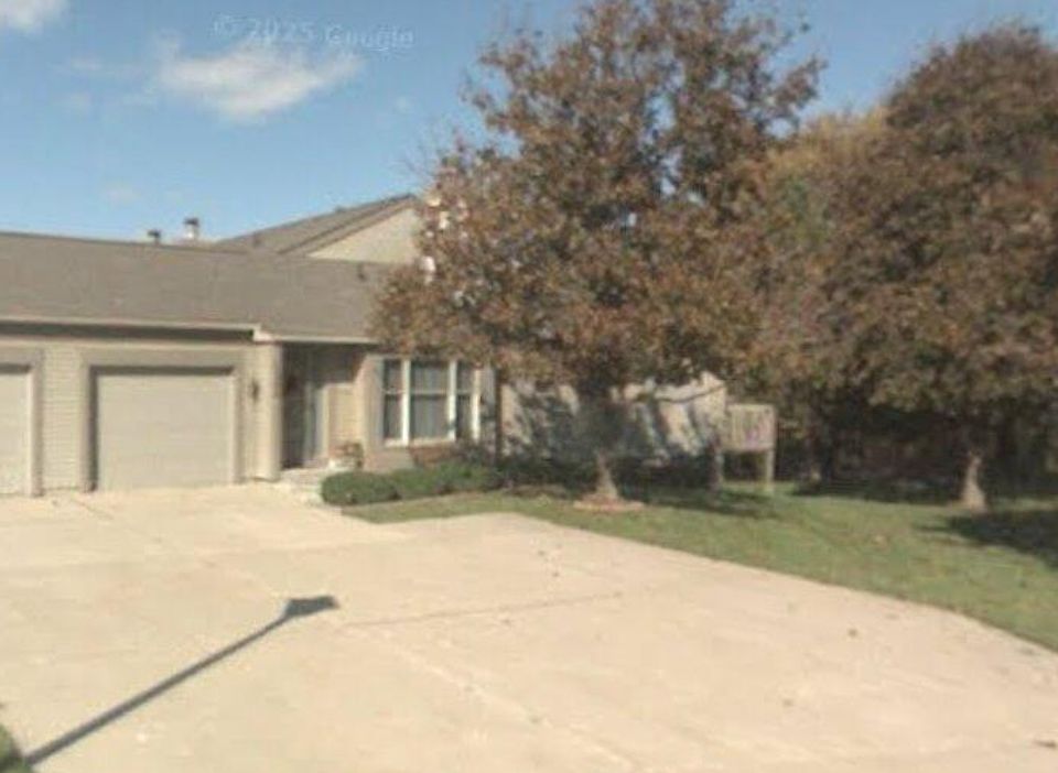1st image of 7246 Medallion Dr