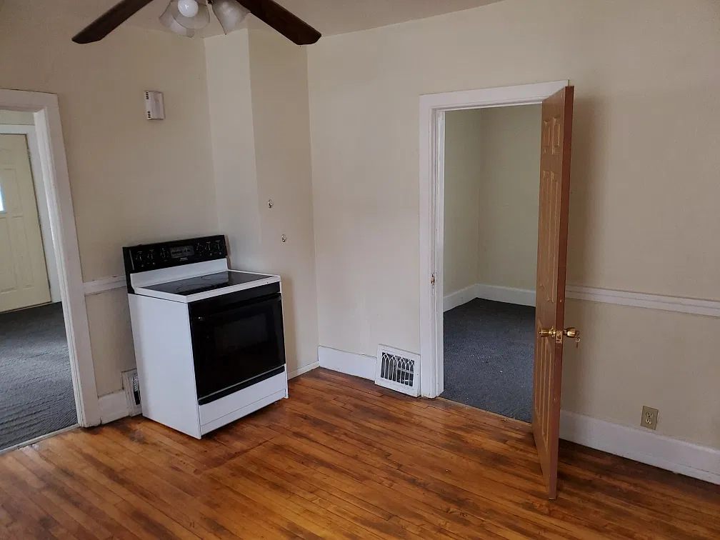 1534 Main Avenue - 1 — Photo 3