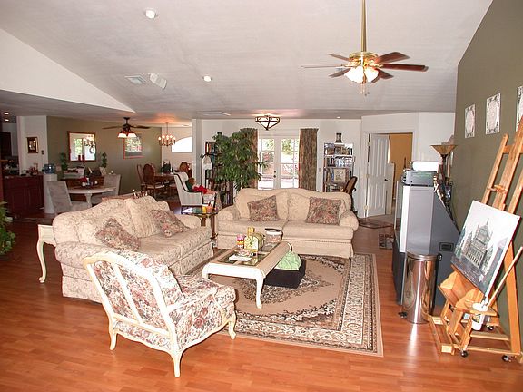 3rd image of 14942 W Antelope Dr