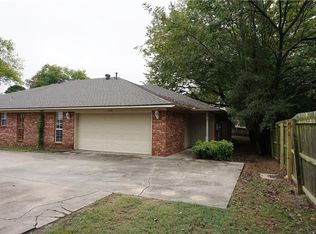 9028 S 28th St, Fort Smith, AR 72908