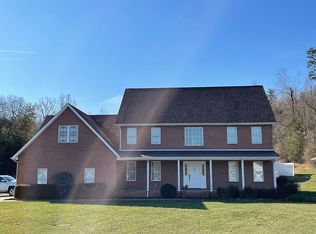 2 Ivy Hills Ests, Huntington, WV 25704