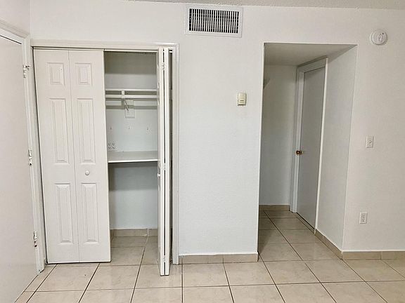 3rd image of 666 W 81st St #1-107-45F