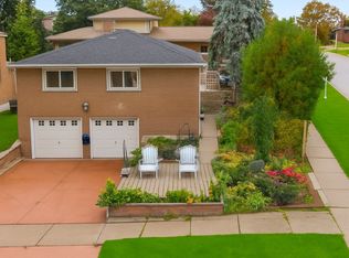 14 Lee Ave, Bradford West Gwillimbury, ON