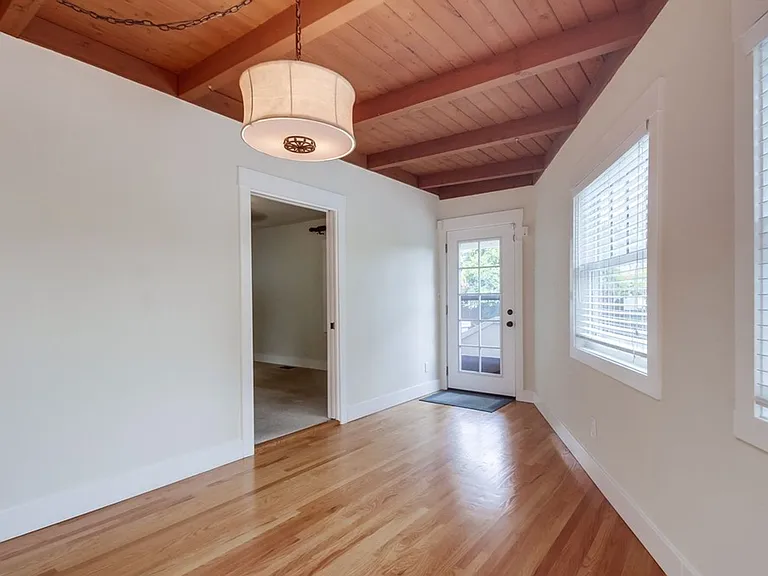 1823 Neale St — Photo 14