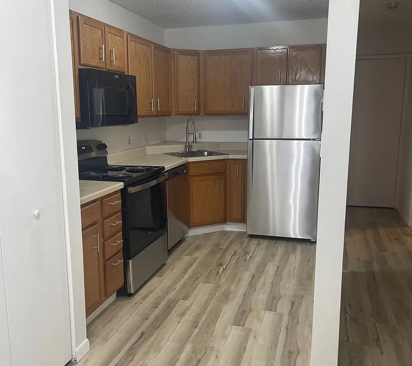 Burbank Village Apartments