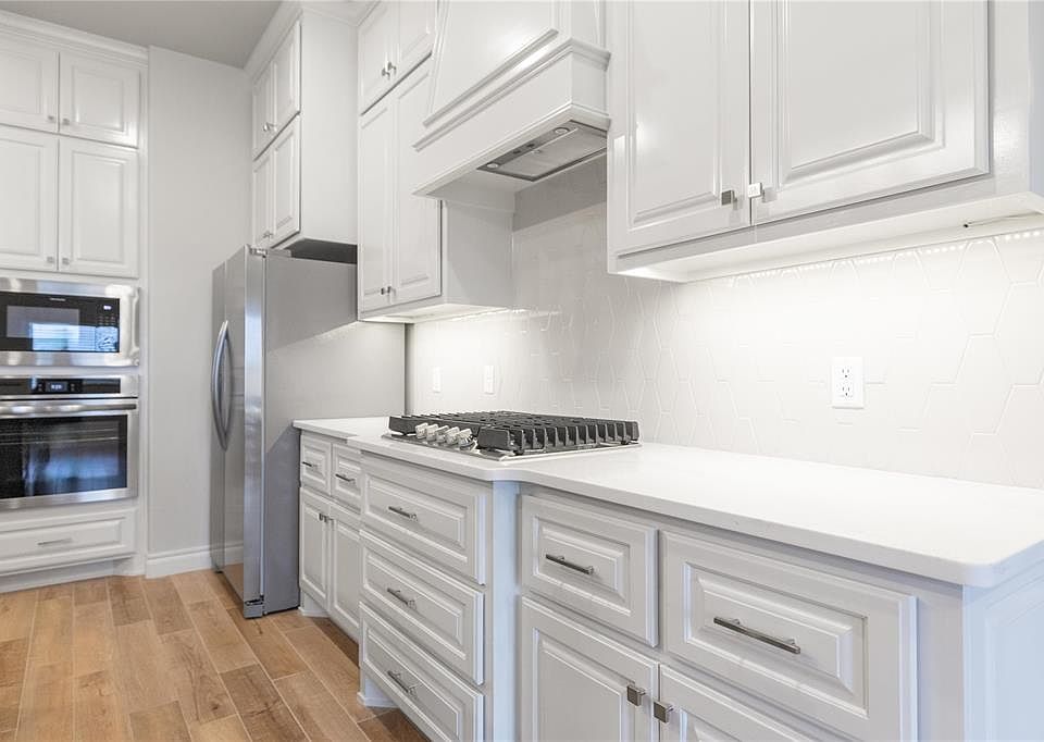 1st image of 2213 NW 171st St
