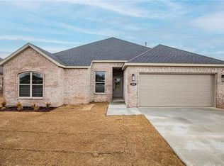 1249 Seay Cir, Pea Ridge, AR 72751