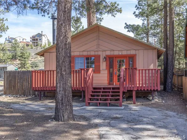 1044 E Country Club Blvd, Big Bear City, CA 92314
