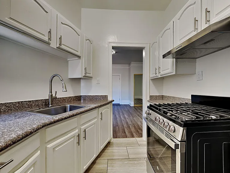 146 McAllister St — Photo 43