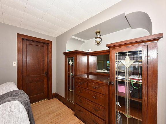5th image of 334 N 60th STREET