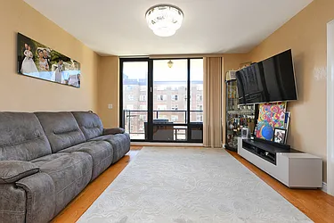 Rented by Winzone Realty Inc