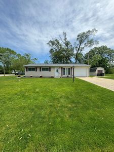 106 Circle Dr E, Montgomery, IL, 60538