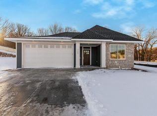 7319 Harkness Way S, Cottage Grove, MN 55016